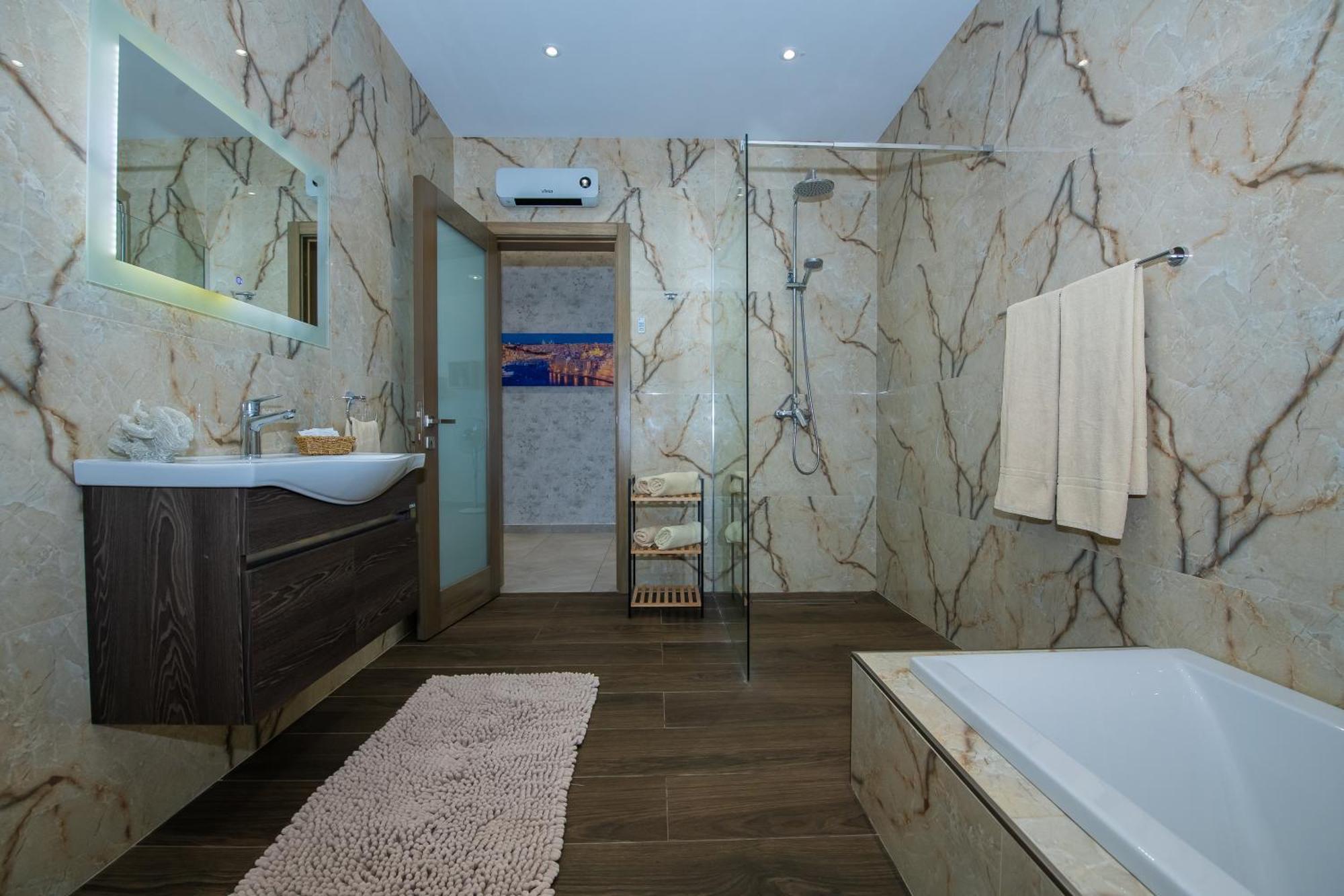 Clifftop Modern Apartment Mellieħa Kültér fotó